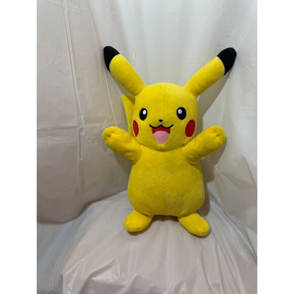 Official Pokémon Pikachu Plush 2021 – 10" Stuffed Animal Toy - Picture 1 of 2